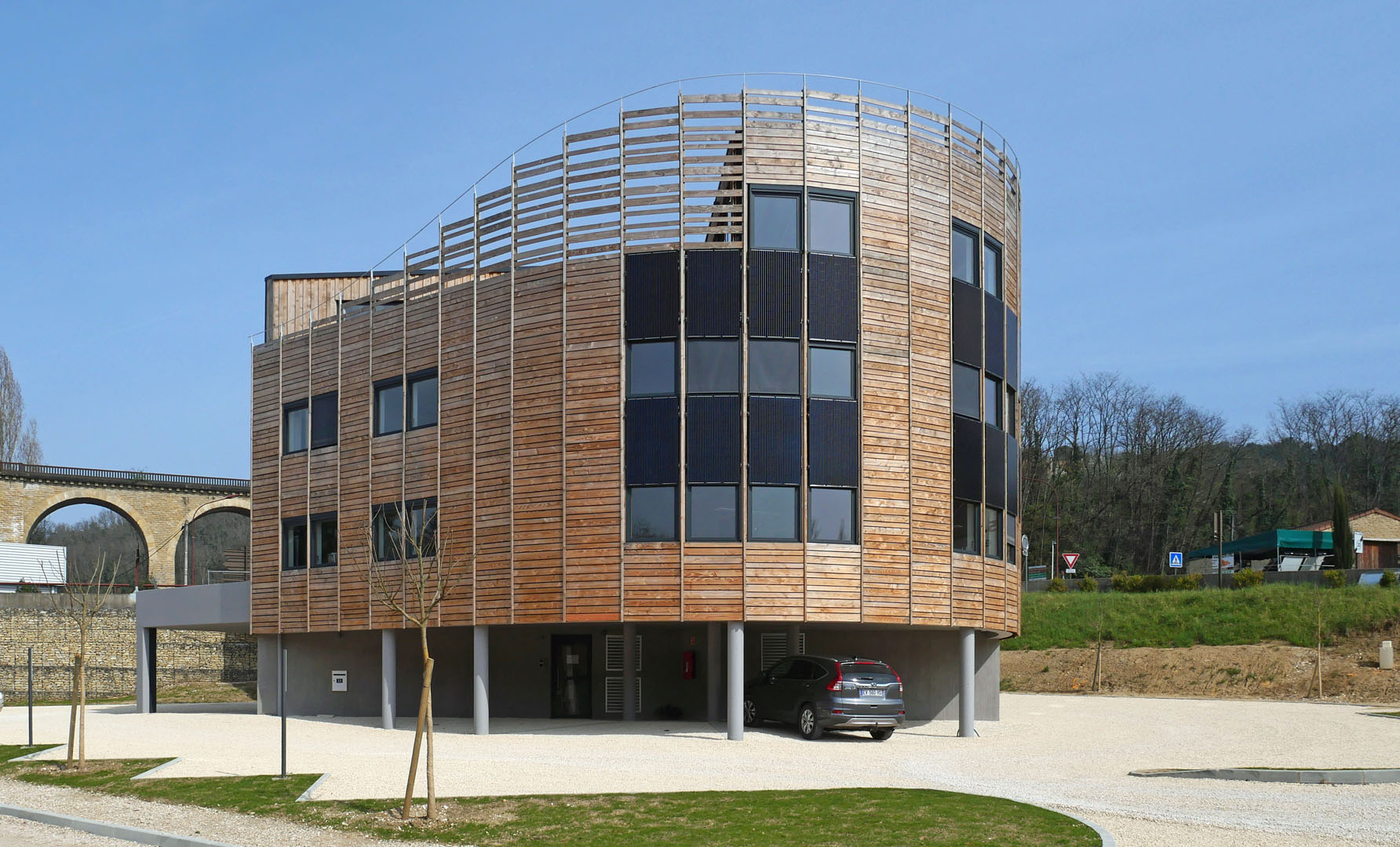 atelier Coq agence architecture architecte Sarlat Dordogne réalisation bureaux aec 2021 ext2 psg