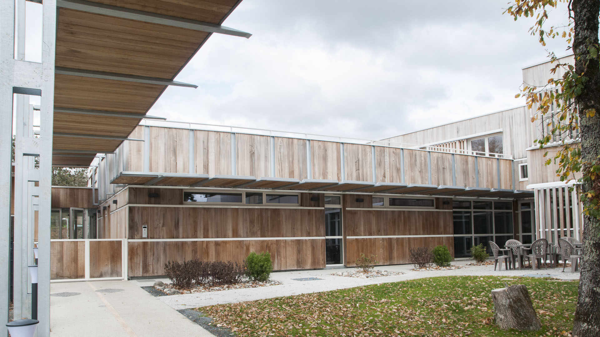 atelier Coq agence architecture architecte Sarlat Dordogne réalisation médical Foyer la prada 2015 16 psg